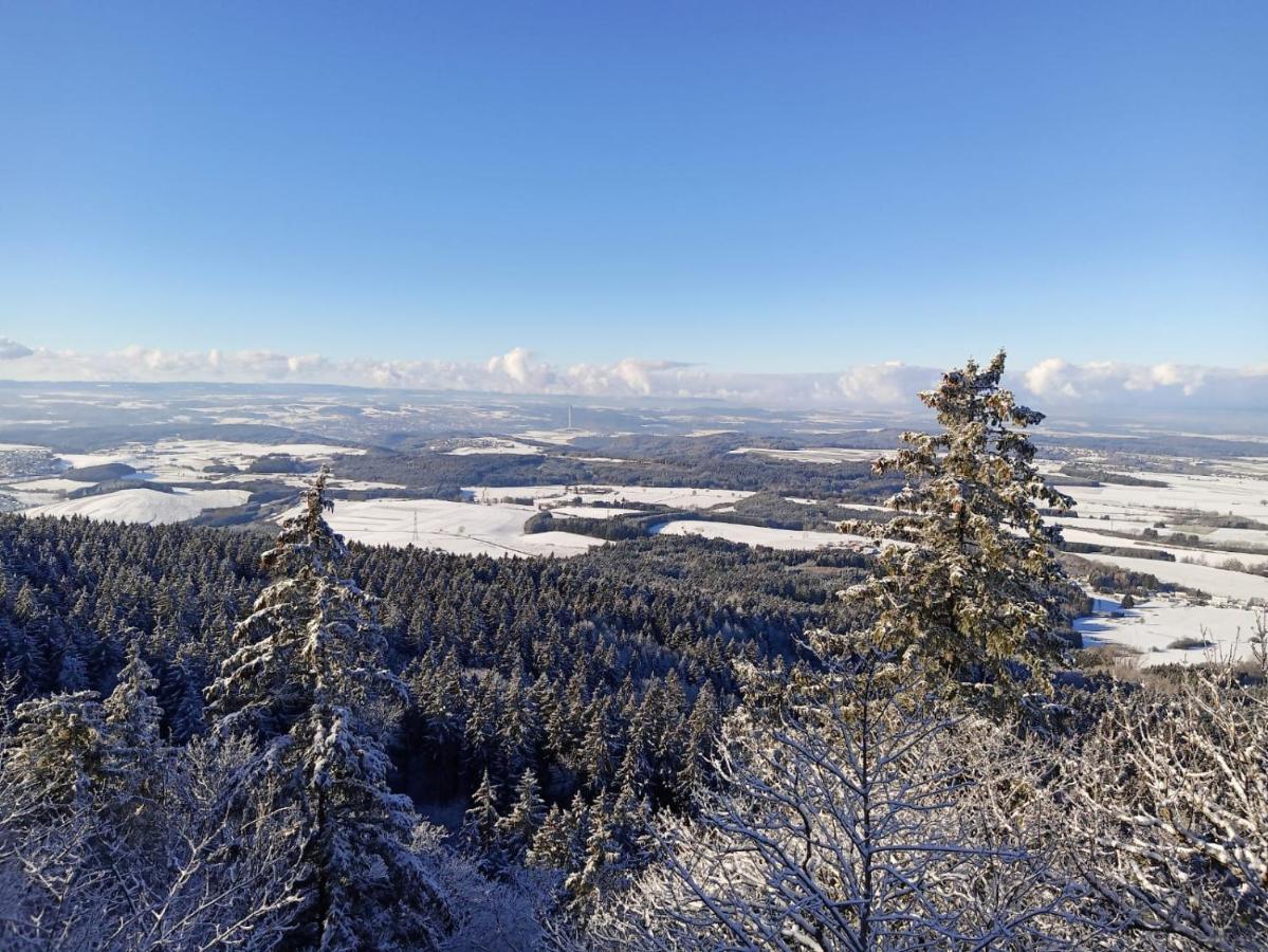 Fewo Mit Tollem Ausblick Auf Der Schwaebischen Alb. Wehingen Buitenkant foto