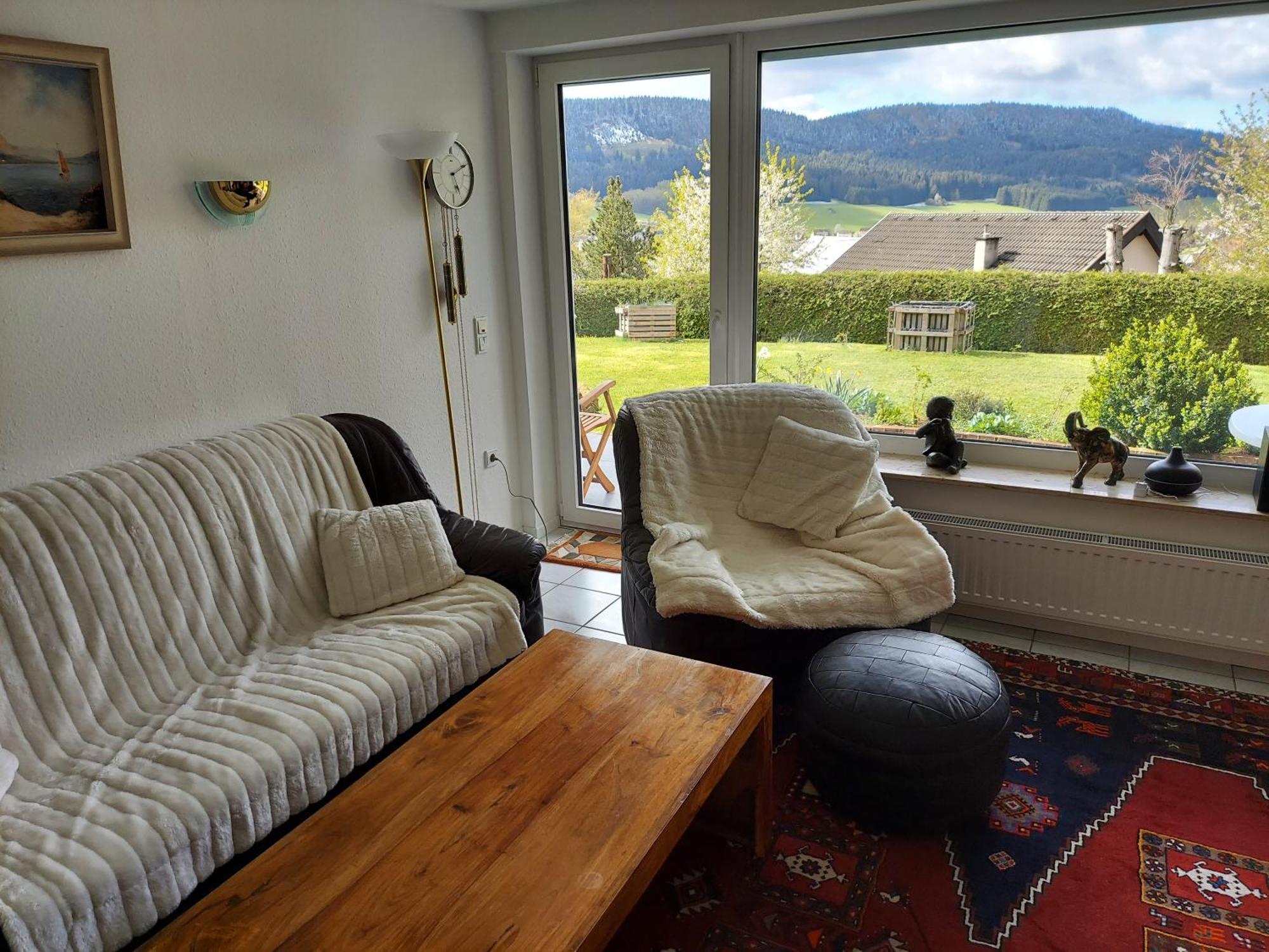 Fewo Mit Tollem Ausblick Auf Der Schwaebischen Alb. Wehingen Buitenkant foto